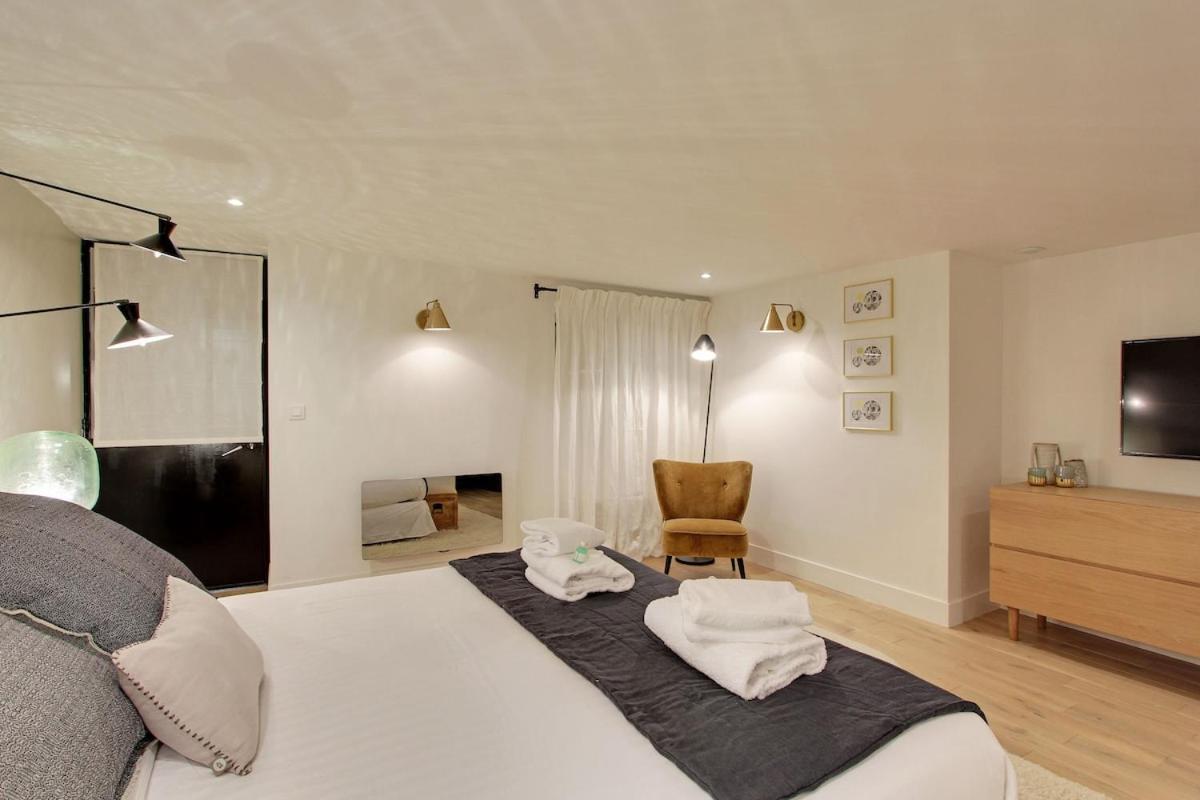 Appartement 2 En 1 - Superbe Pres Du Louvre L 12p Parijs